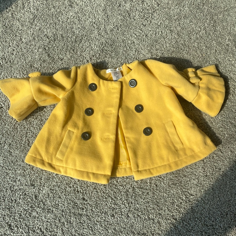 Max studio kids yellow coat NWOT